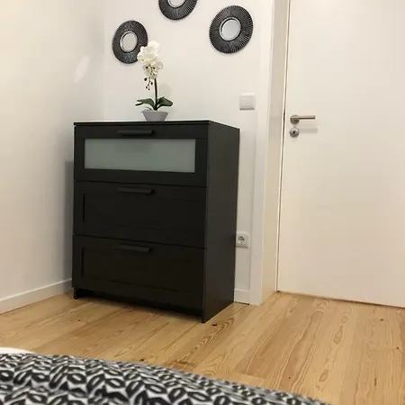 Tmb Station House Apartament