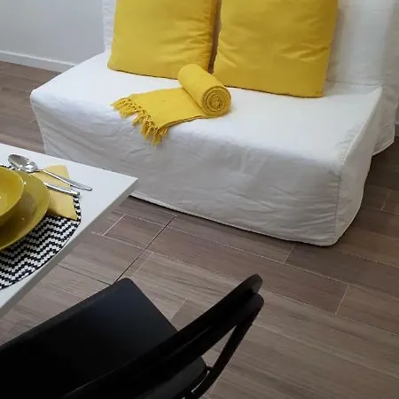 Tmb Station House Апартаменты *