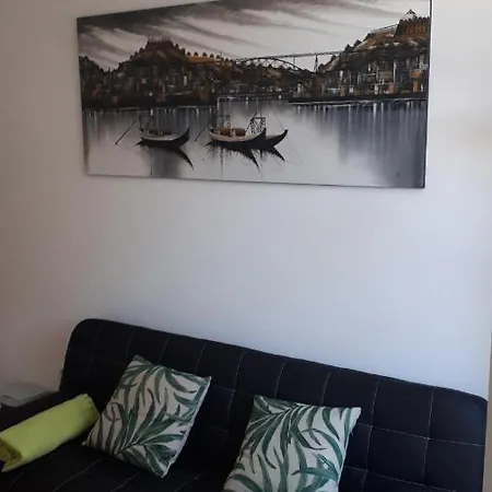 Tmb Station House Apartament Porto