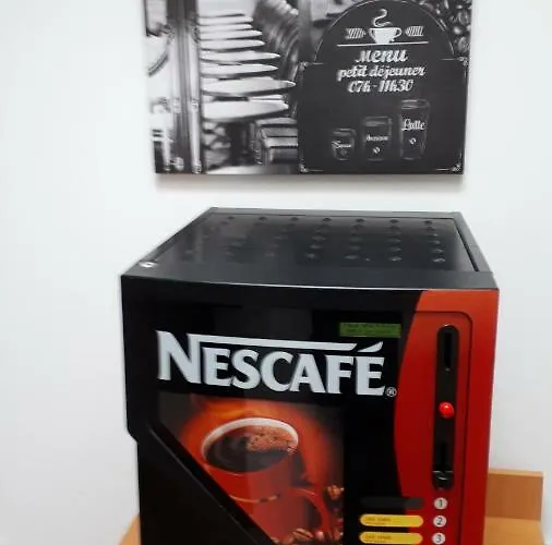 Tmb Station House アパート