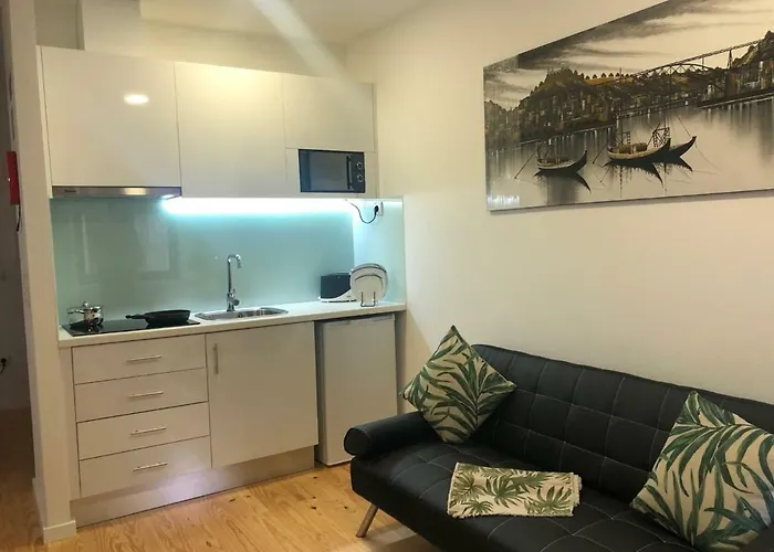 Apartment Tmb Station House *