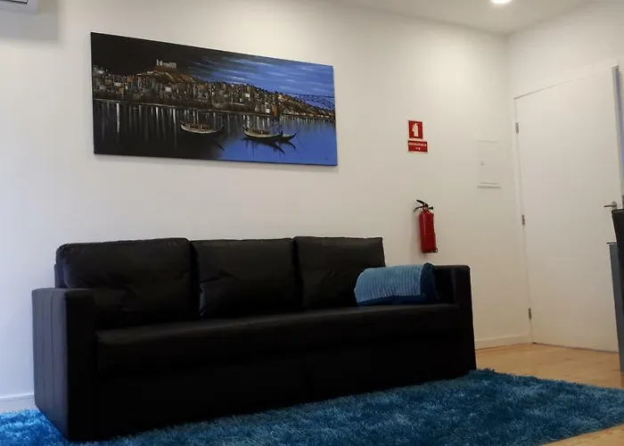 Apartment Tmb Station House *